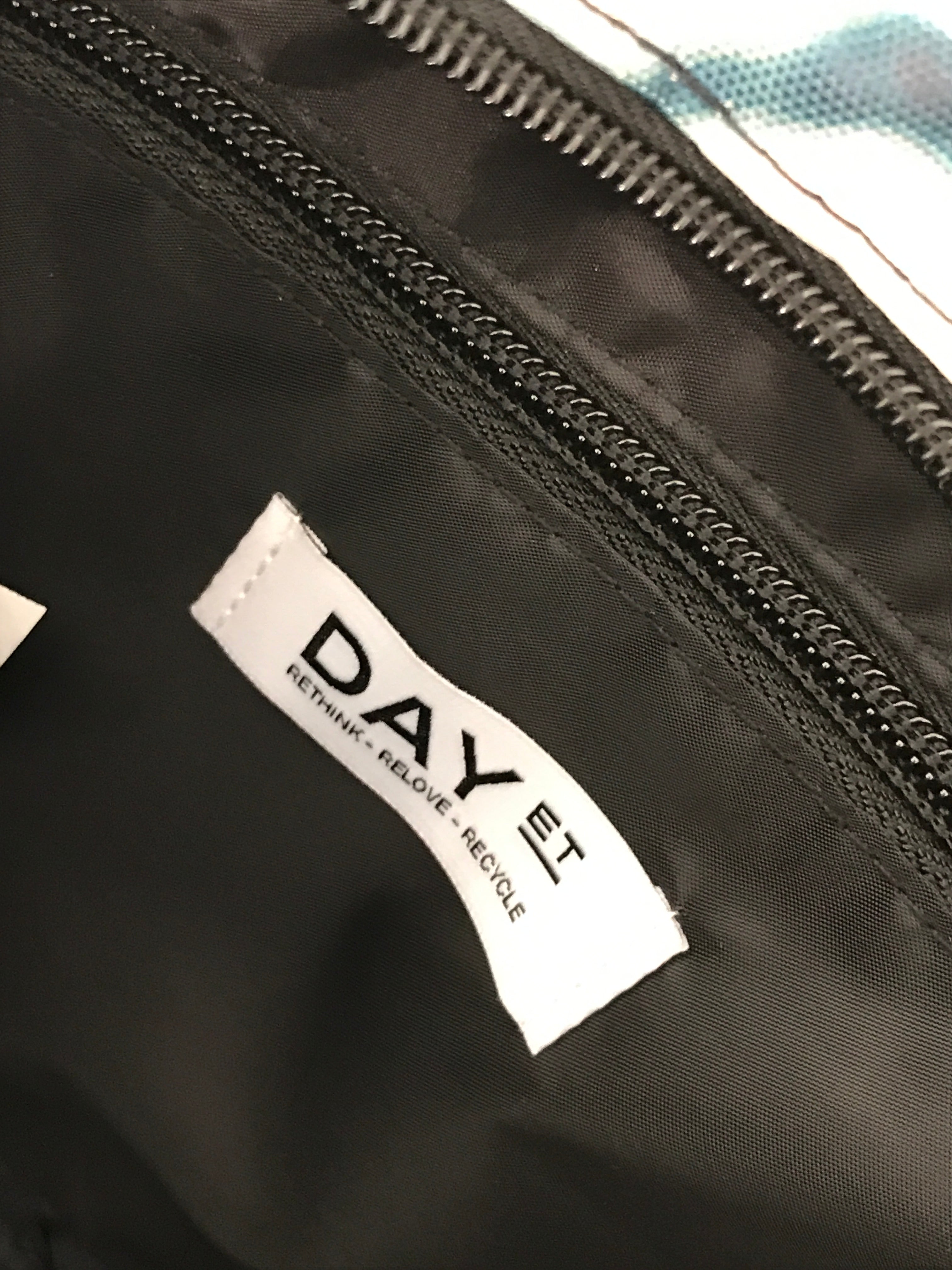 Day et Taske